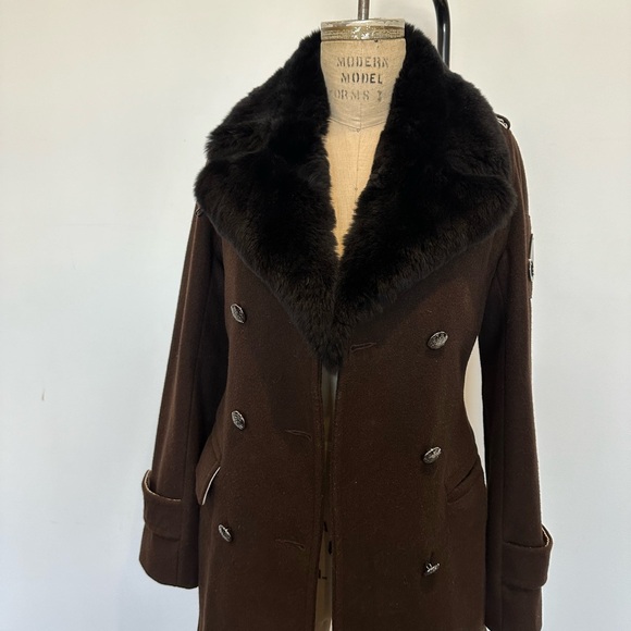 Moose Knuckles Women Coat - Picture 4 of 5